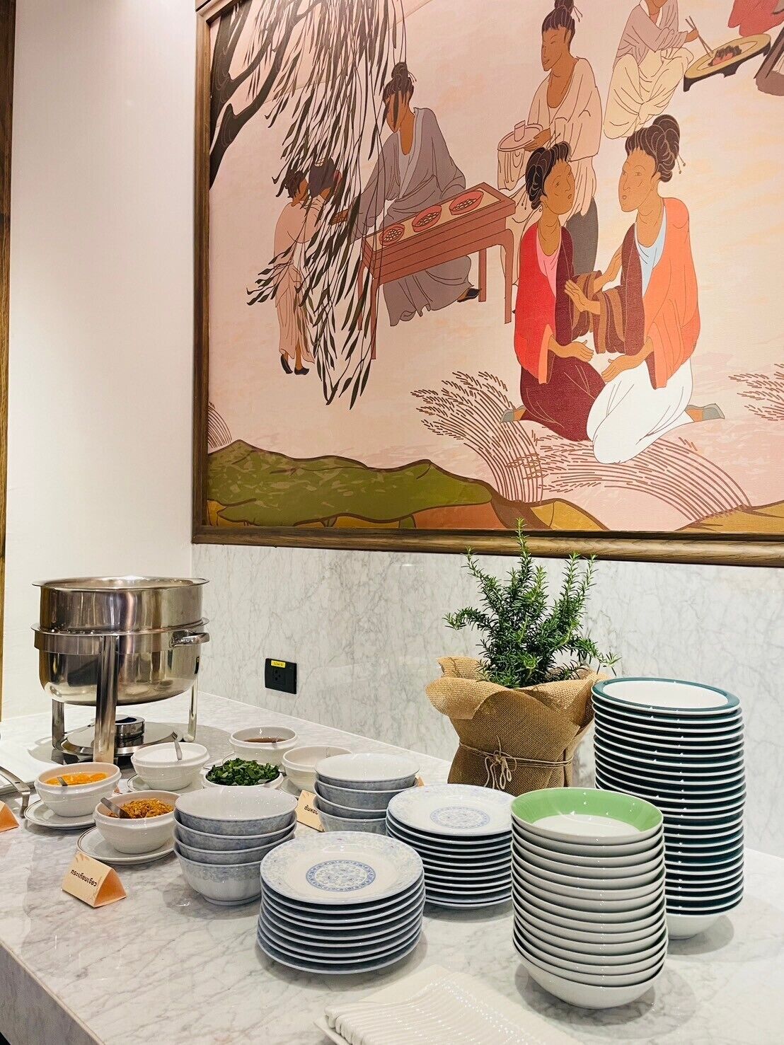 Päivittäinen paikallinen aamiainen maksusta