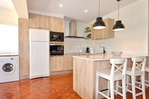 Fridge, microwave, oven, dishwasher