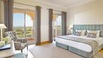 4 slaapkamers, een strijkplank/strijkijzer, gratis wifi, beddengoed