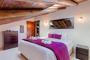 5 bedrooms, iron/ironing board, free WiFi, bed sheets - Discover peace and relaxation in the Algarve (Messines)