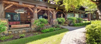 Abode at Silvertip, estate with 4 cabins, fishing