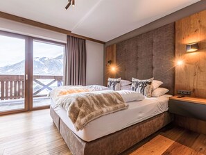4 bedrooms, Internet
