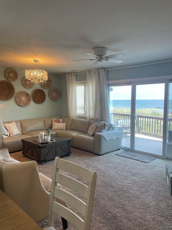 リビング エリア