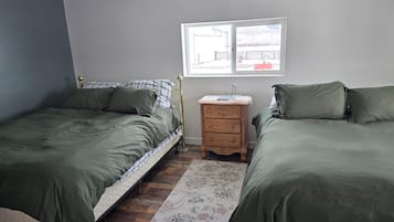 1 habitación, escritorio, wifi gratis y ropa de cama