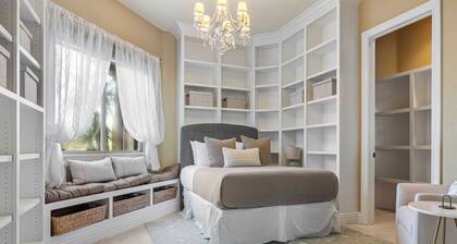 Hilltop Estate w/ Pool, Hot Tub, Fire Pit, Views Cleveland Vista by Avantstay