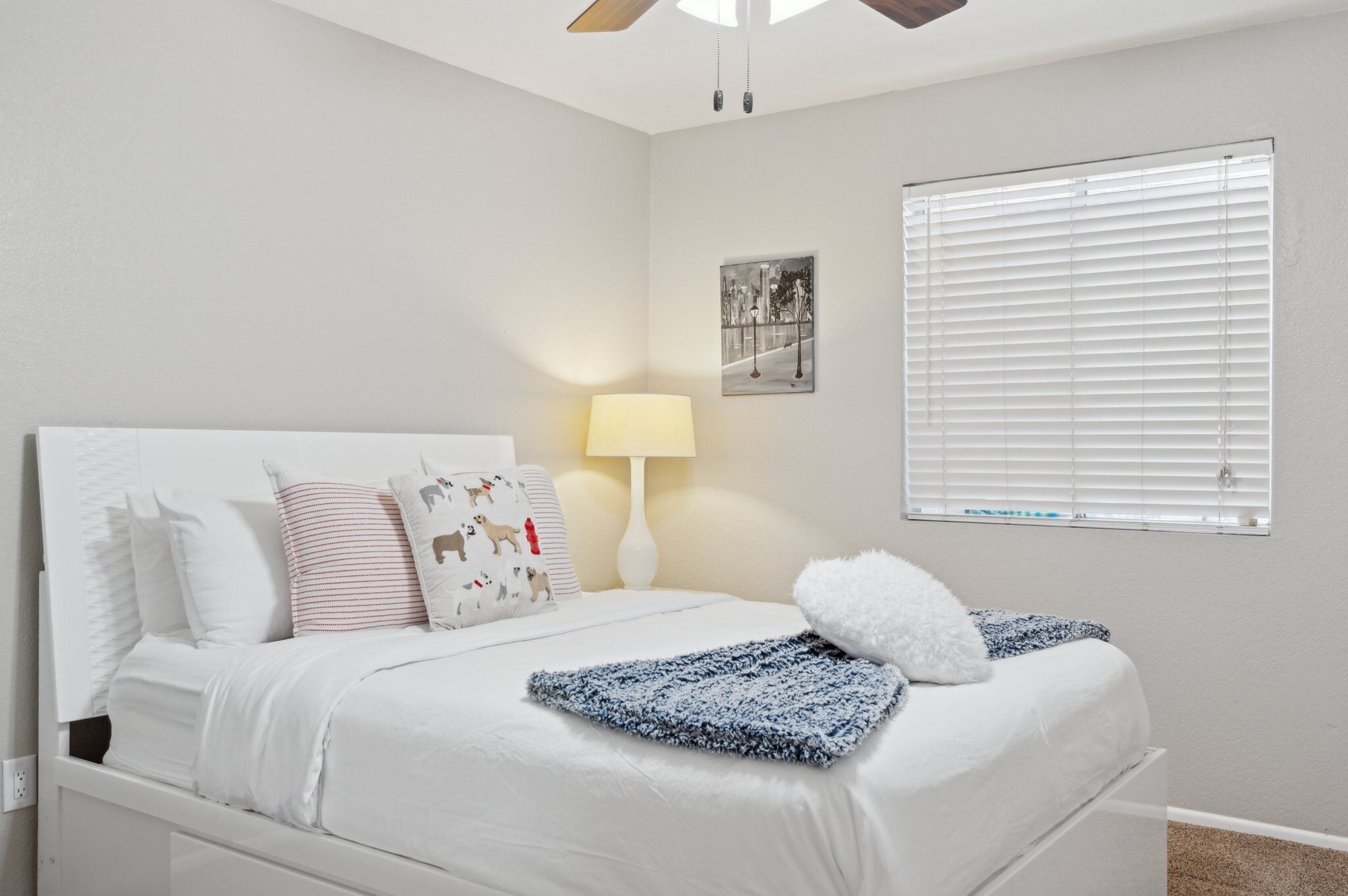 4 Schlafzimmer, Schreibtisch, Bügeleisen/Bügelbrett, kostenloses WLAN