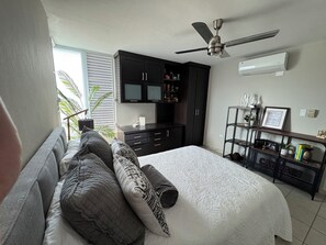 4 slaapkamers, een strijkplank/strijkijzer, wifi, beddengoed