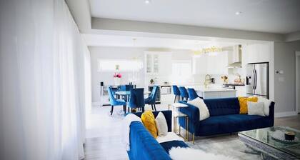 Spacious 4-Bedroom Retreat next to Welland Waterpark – Perfect for Families!"