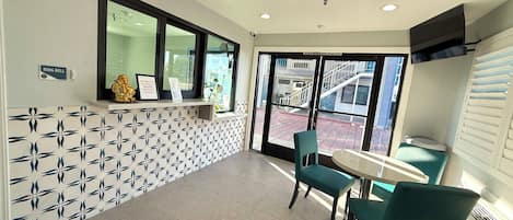 Desayuno para llevar incluido todos los días