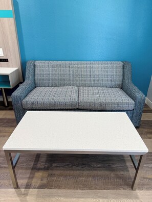 Superior Room, 1 King Bed with Sofa bed - Royale Inn Motel (Rosemead)