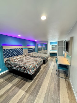 Room, 2 Queen Beds