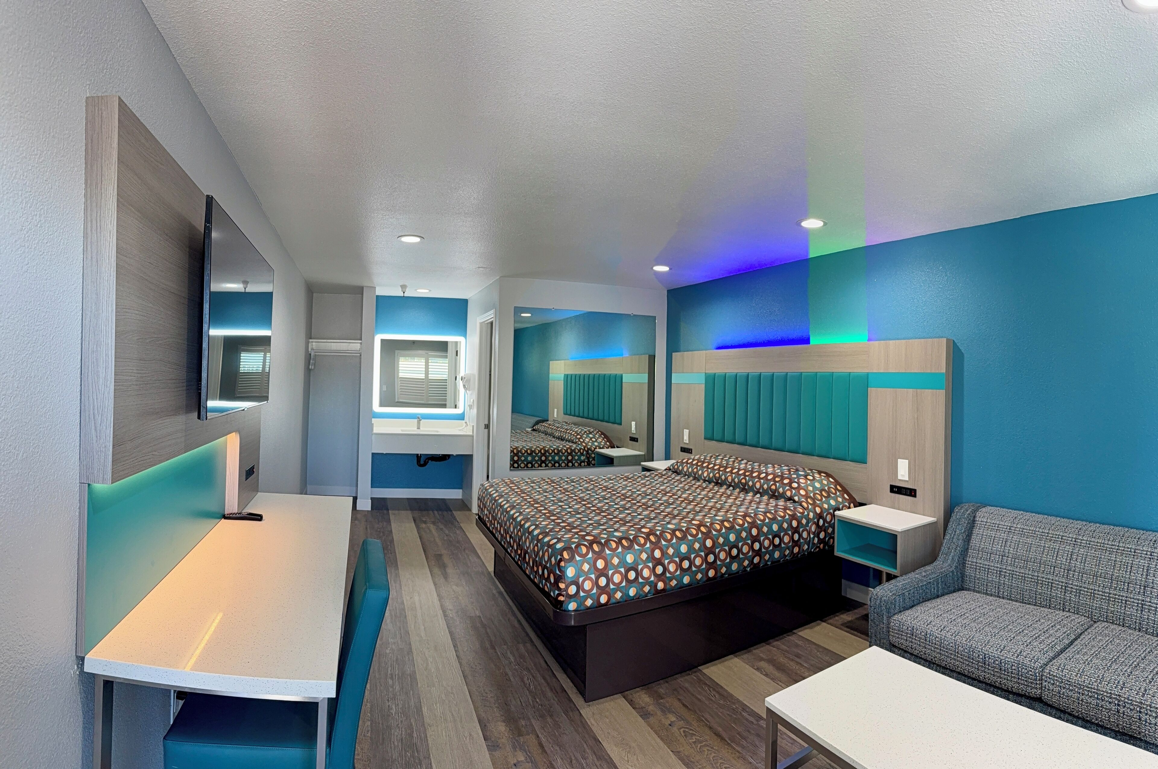 Superior Room, 1 King Bed with Sofa bed