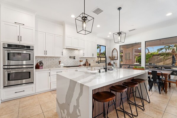 Fridge, microwave, oven, stovetop - NEW! Casa Santa Rosa at Montage, by GPM/ Gameroom / Waterslide/ Sleeps 14+ (Indio)