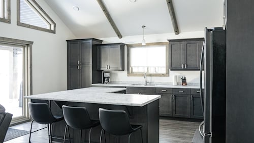 Elk Horn Cabin Rental - Pet Friendly!