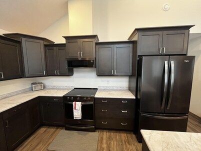 Elk Horn Cabin Rental - Pet Friendly!