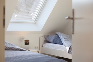 3 camere, ferro/asse da stiro, Wi-Fi gratuito, lenzuola