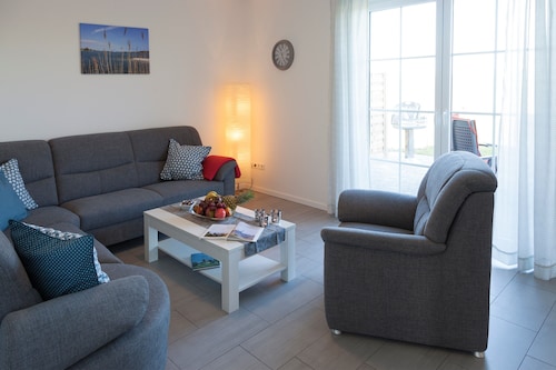 Holiday Home 'Brise' with Private Terrace, Shared Garden and Wi-Fi