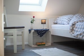 3 habitaciones, tabla de planchar con plancha y wifi gratis 