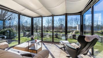 Fernseher, DVD-Player