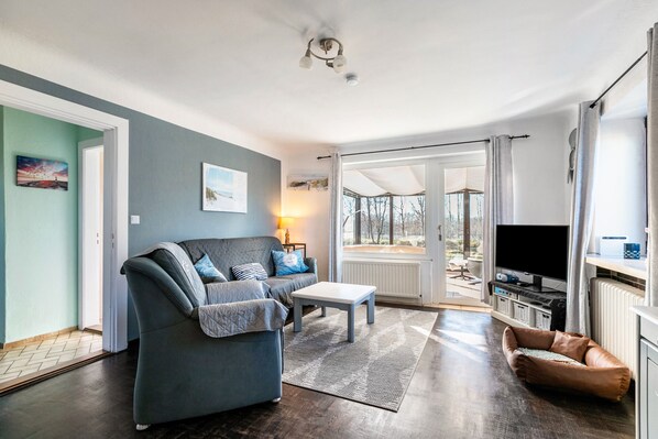 Téléviseur, lecteur de DVD