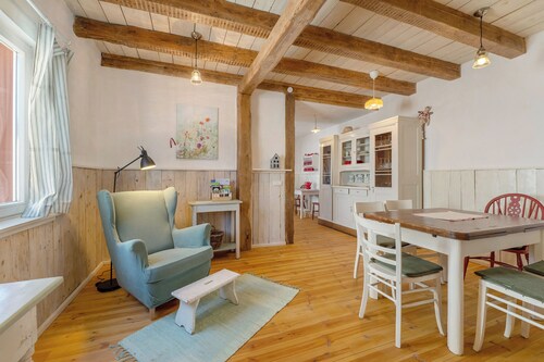 Holiday Home 'Grüner-Seppel' with Private Terrace, Private Garden and Wi-Fi