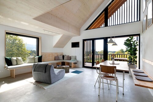 Appartement "Blanc" avec vue sur les montagnes, balcon et Wi-Fi