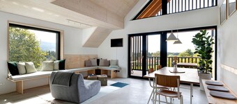 Apartment 'Blanc' with Mountain View, Balcony and Wi-Fi