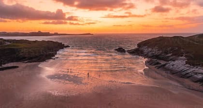 Newquay Seaside Lodge Retreat with Hot Tub