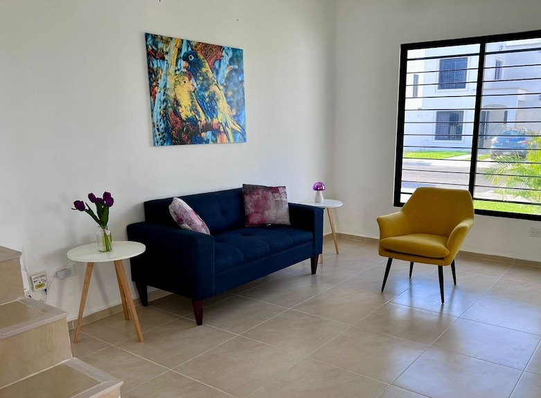Alojamiento Completo, Residencial El Caucel Meridanyucatan - Mérida