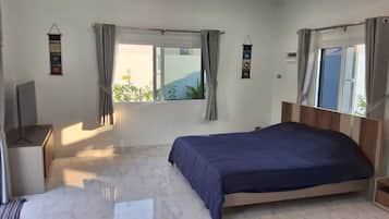 3 makuuhuonetta, silitysrauta/-lauta, Wi-Fi, vuodevaatteet