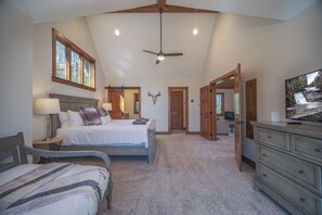 3 bedrooms, iron/ironing board, free WiFi, bed sheets - Pisgah Retreat - 3 Bedroom Custom Home with Mountain Views! (Pisgah Forest)