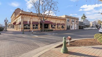 Third-party on-site parking