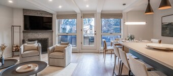 New Listing! Renovated 2 BR Aspen Condo