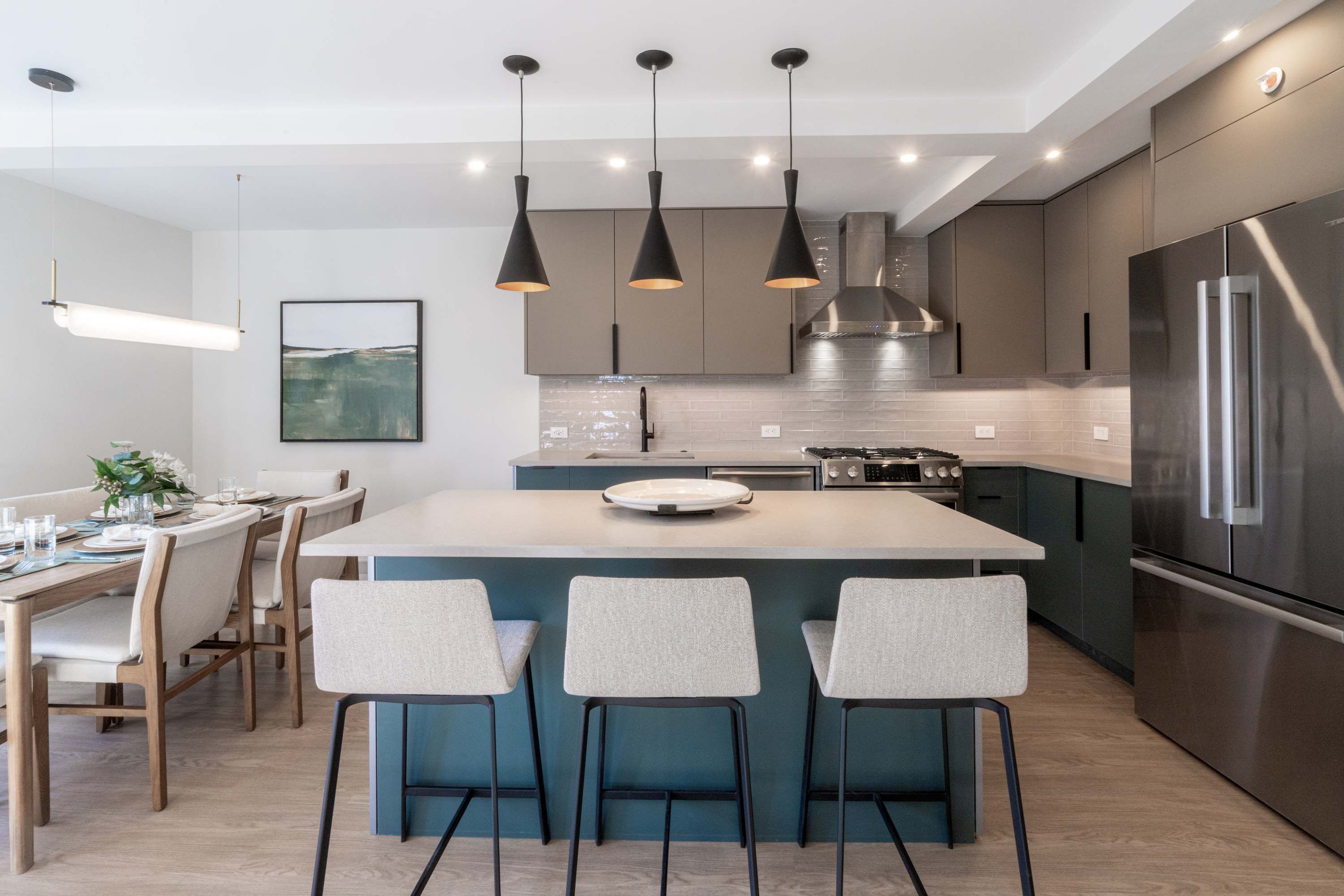 Refrigerador, microondas, horno, placa de cocina