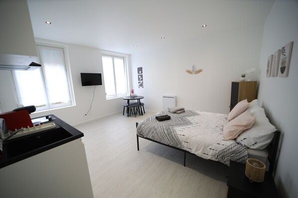 1 chambre, Wi-Fi, draps fournis