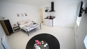 1 Schlafzimmer, WLAN, BettwÀsche