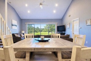 Interior - Monthly Discounts Pet Friendly 2 King Suites on Golf Course W/ Beautiful View! (Huron)