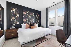 4 bedrooms, desk, iron/ironing board, travel crib