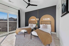 4 bedrooms, desk, iron/ironing board, travel crib