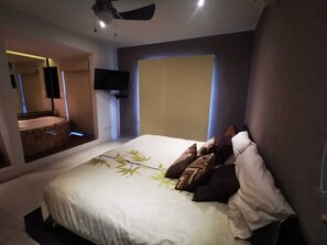 3 chambres, fer et planche à repasser, Wi-Fi, draps fournis
