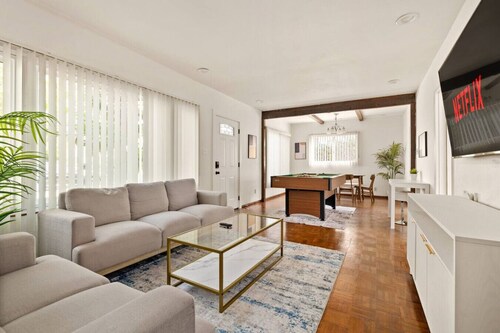 Games & Yard | 10 Min to Universal Studios