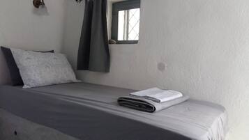 House, 3 Bedrooms, Smoking, Balcony