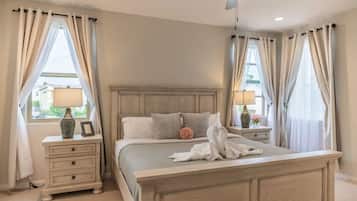 Rumah (5 Bedrooms) | 5 kamar tidur, meja kerja, dan ruang kerja ramah laptop