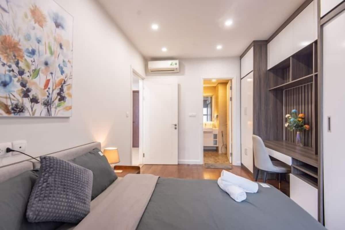 Schreibtisch, kostenloses WLAN, Rollstuhlgeeignet