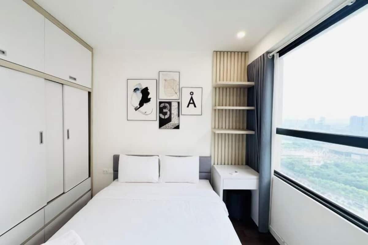 Schreibtisch, kostenloses WLAN, Rollstuhlgeeignet