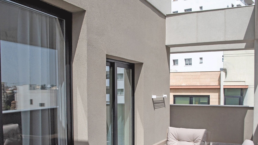 LE BOUQUET LUXURY SUITES