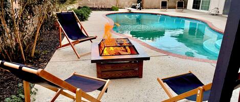 Indoor pool, outdoor pool