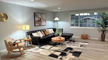 Smart TV, fireplace, video games