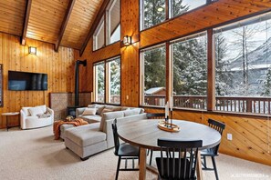 Fireplace - Cozy Alpine Retreat, Girdwood (Anchorage)