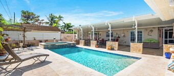 Family Tropical 4BR Oasis Pool Near Naples Beach